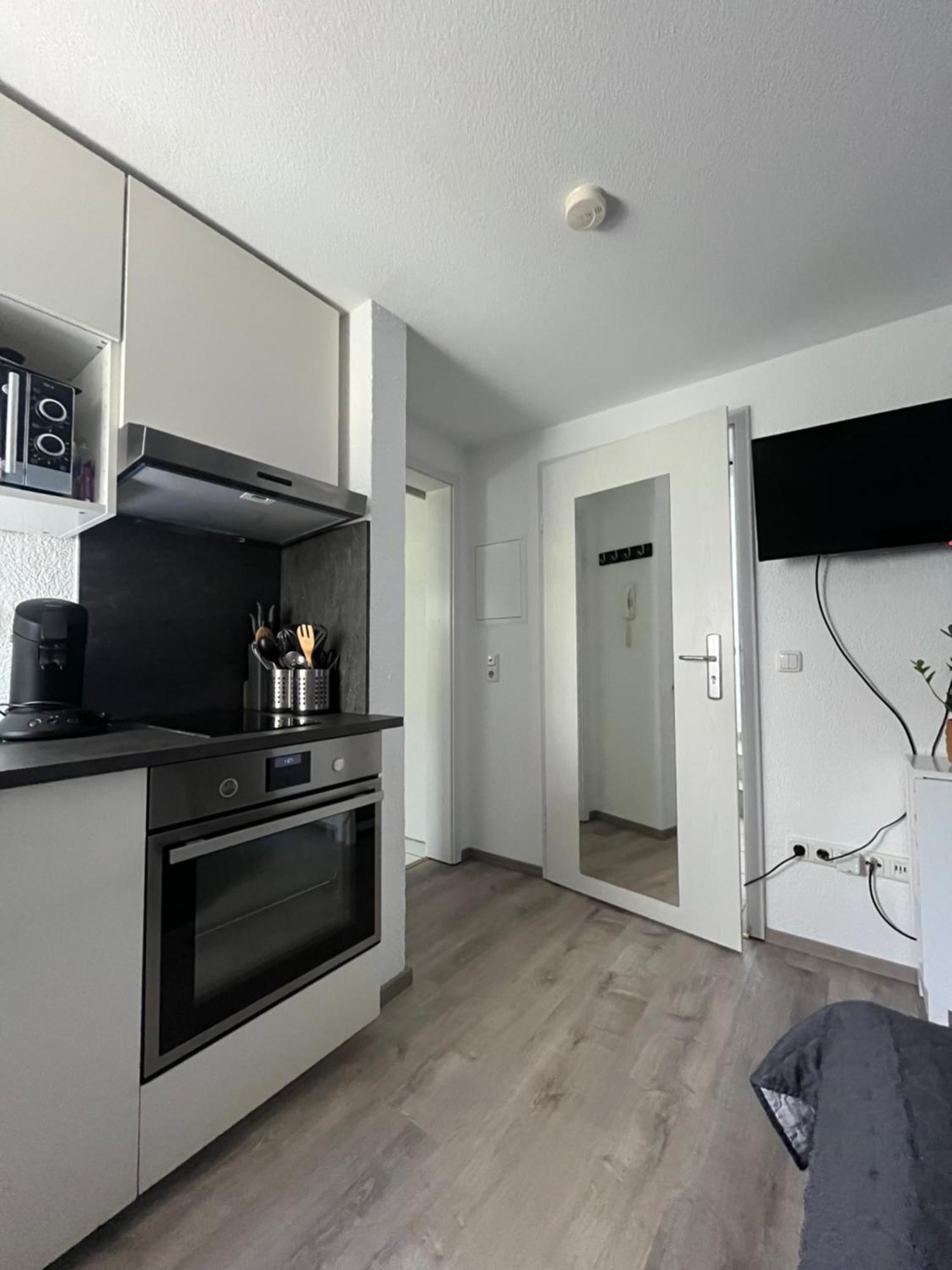 Ferienwohnung Ruhige Sout. Whg. Feldrandnaehe Seligenstadt Exterior foto